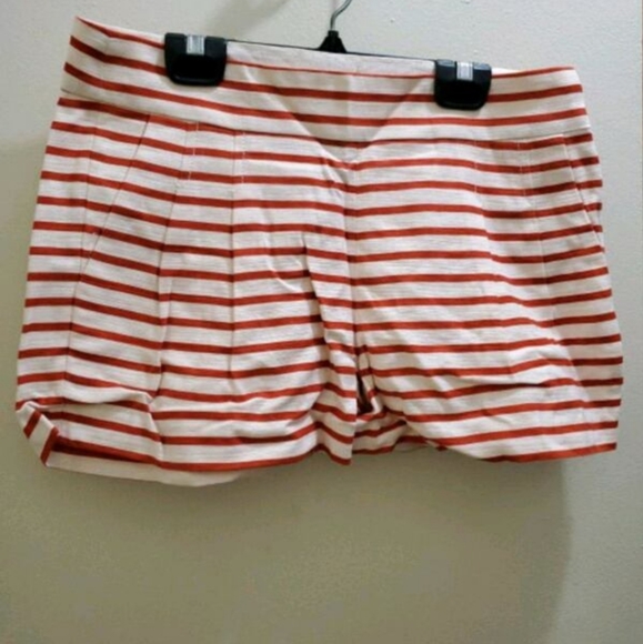 🆕 J.CREW - RED & WHITE STRIPE SHORTS. NWT - Picture 1 of 3